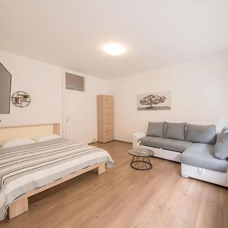 Aurora Apartment ซาดาร์ ภายนอก รูปภาพ